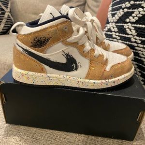 Nike Jordan boys size 12c